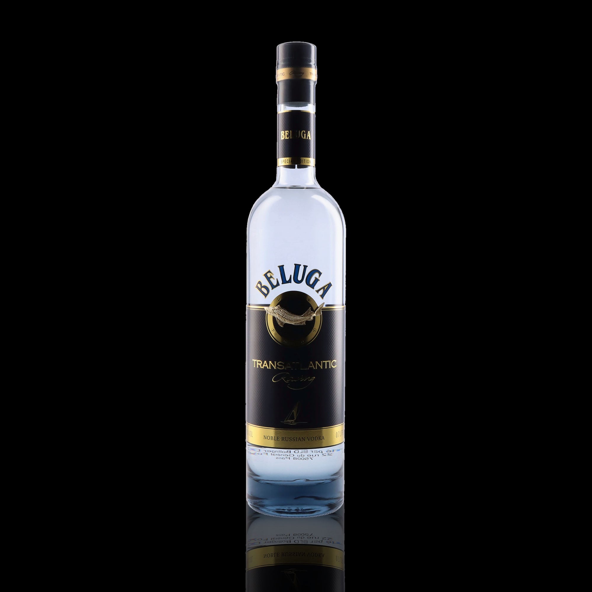 Une bouteille de Vodka, de la marque Beluga, nommée Transatlantic Racing.
