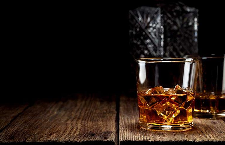 Combien de calories dans un verre de whisky ?