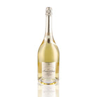 Une bouteille de champagne de la marque Deutz, de type brut, nommée amour de deutz, millésime 2010, en version magnum.