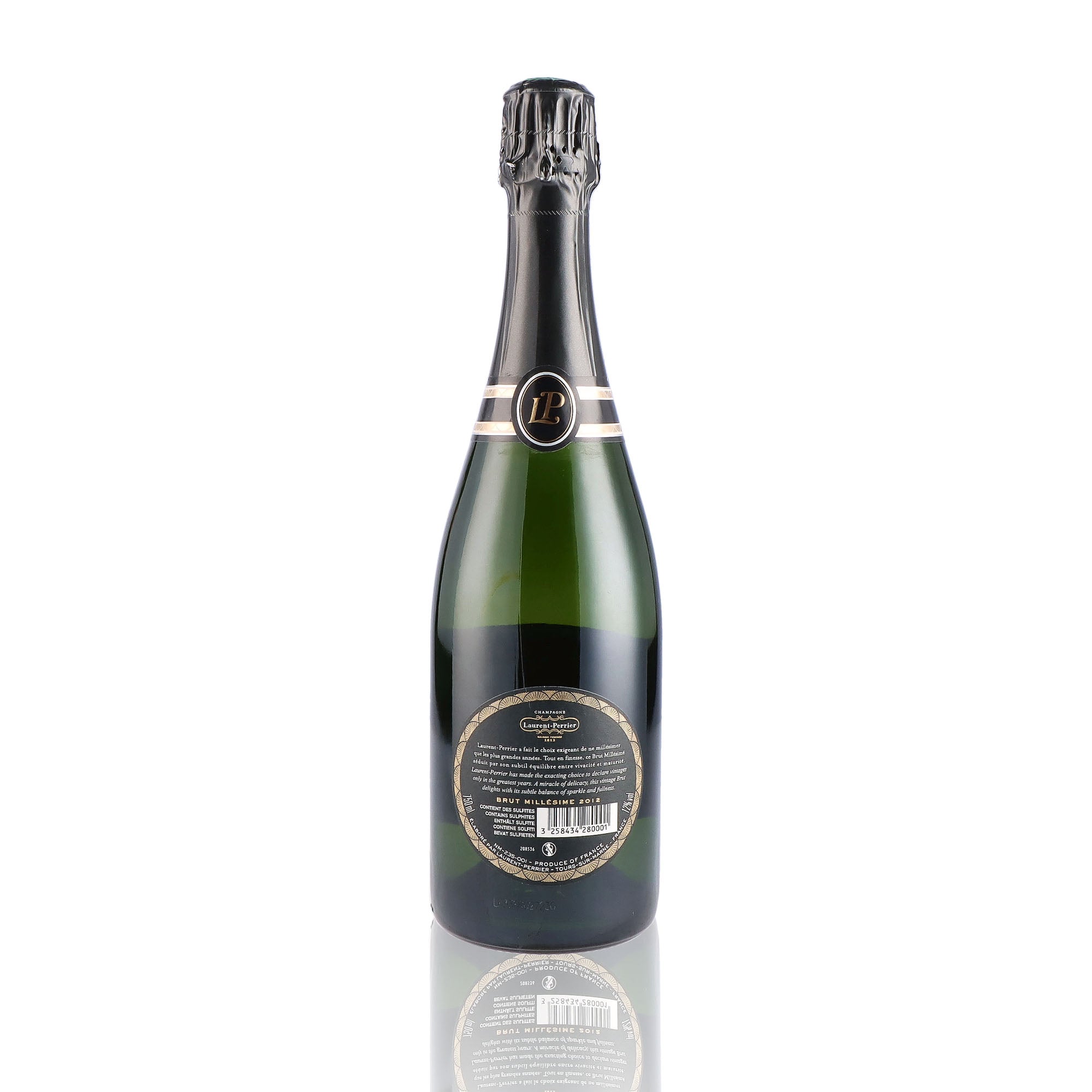 Une bouteille de champagne de la marque Laurent Perrier, de type brut, millésime 2012.