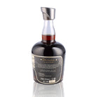 Une bouteille de rhum vieux, de la marque Dictador, nommée 1982 2 Master Royal Tokaji Release 2022.