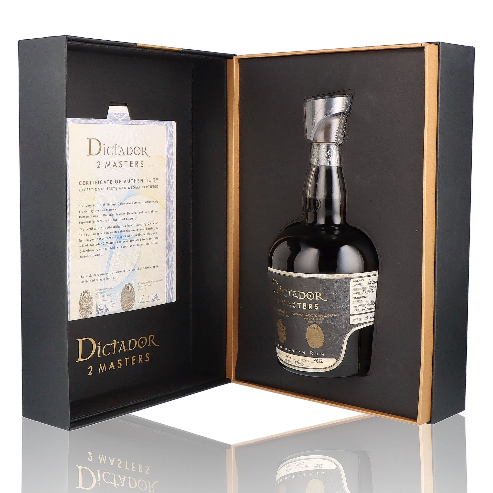 Une bouteille de rhum vieux, de la marque Dictador, nommée 1982 2 Master Royal Tokaji Release 2022.