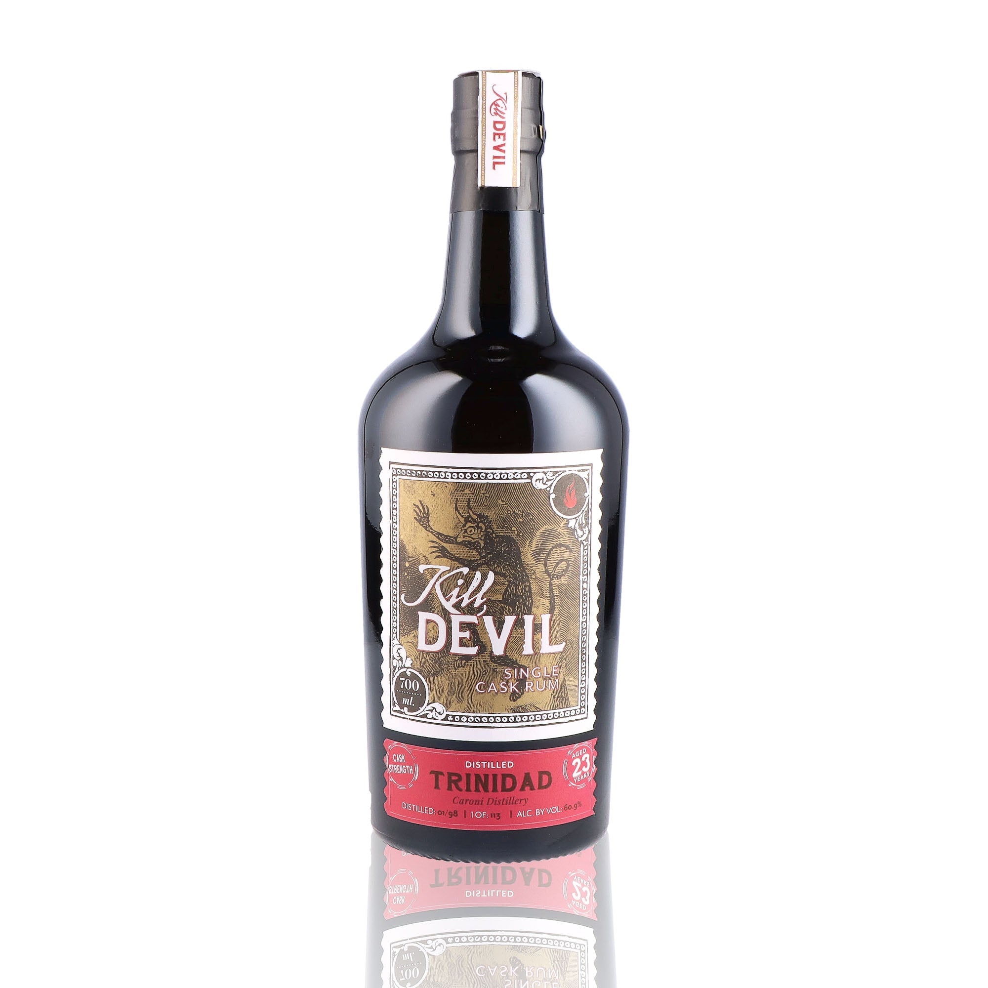 Une bouteille de rhum vieux, de la marque Kill Devil, nommée Trinidad 23 ans Single Cask.
