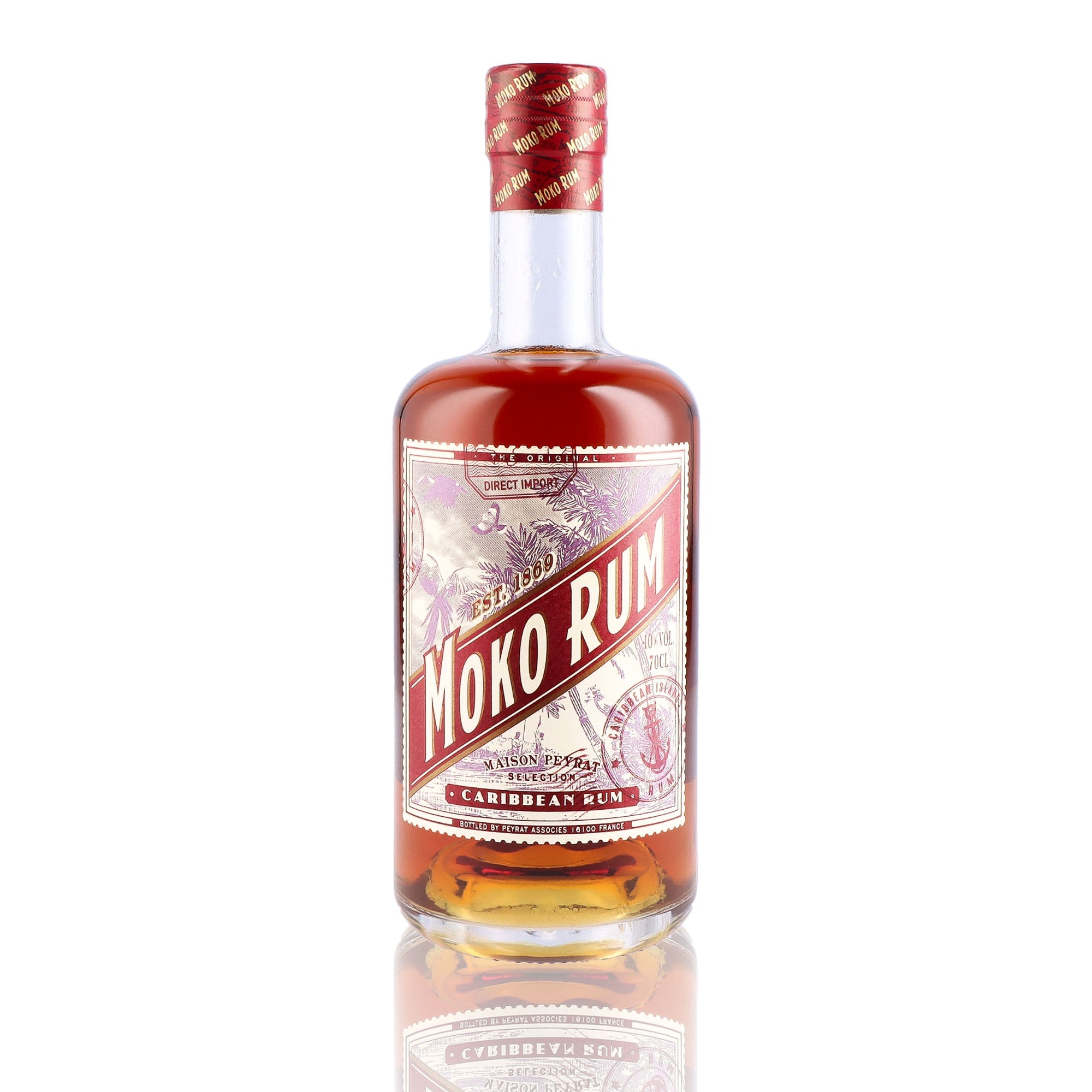 Une bouteille de rhum de mélasse, de la marque Moko Rum, nommée carribean.