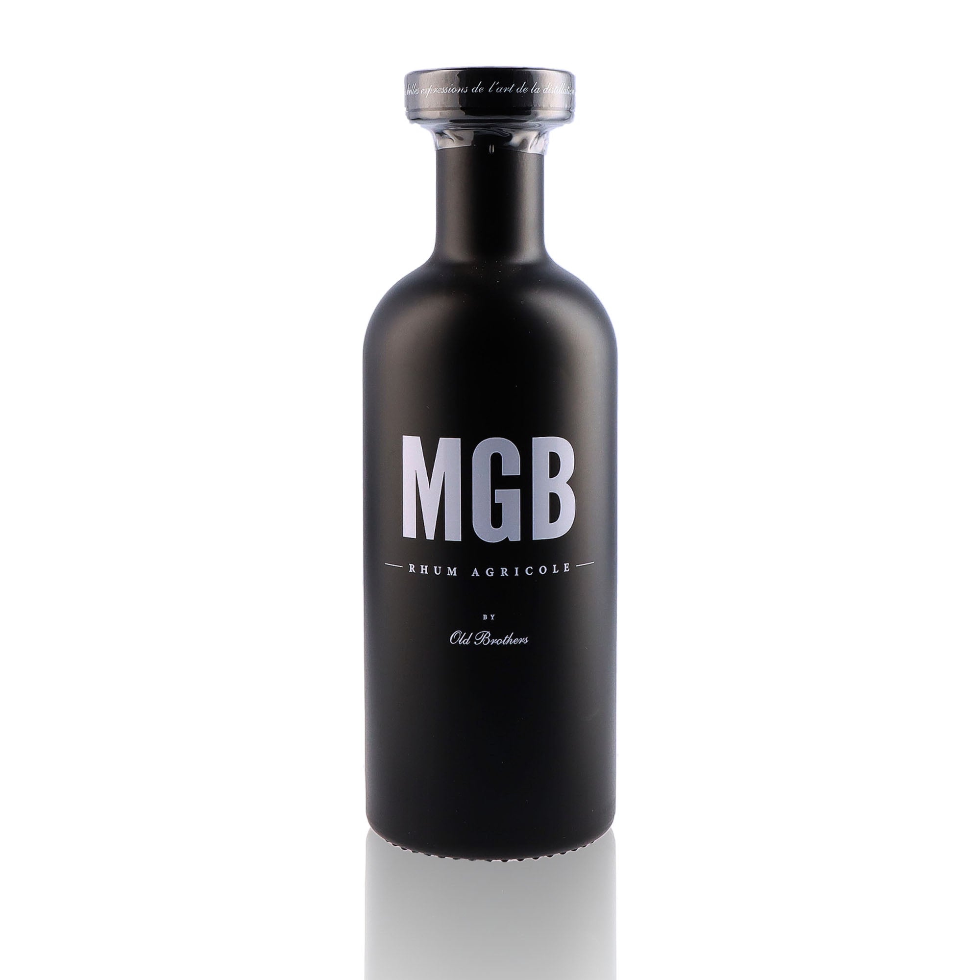 Une bouteille de rhum agricole, de la marque Old Brothers, nommée MGB.