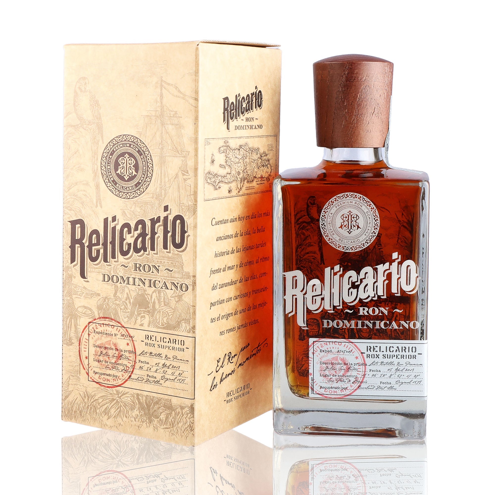 Une bouteille de rhum vieux, de la marque Relicario, nommée Superior.