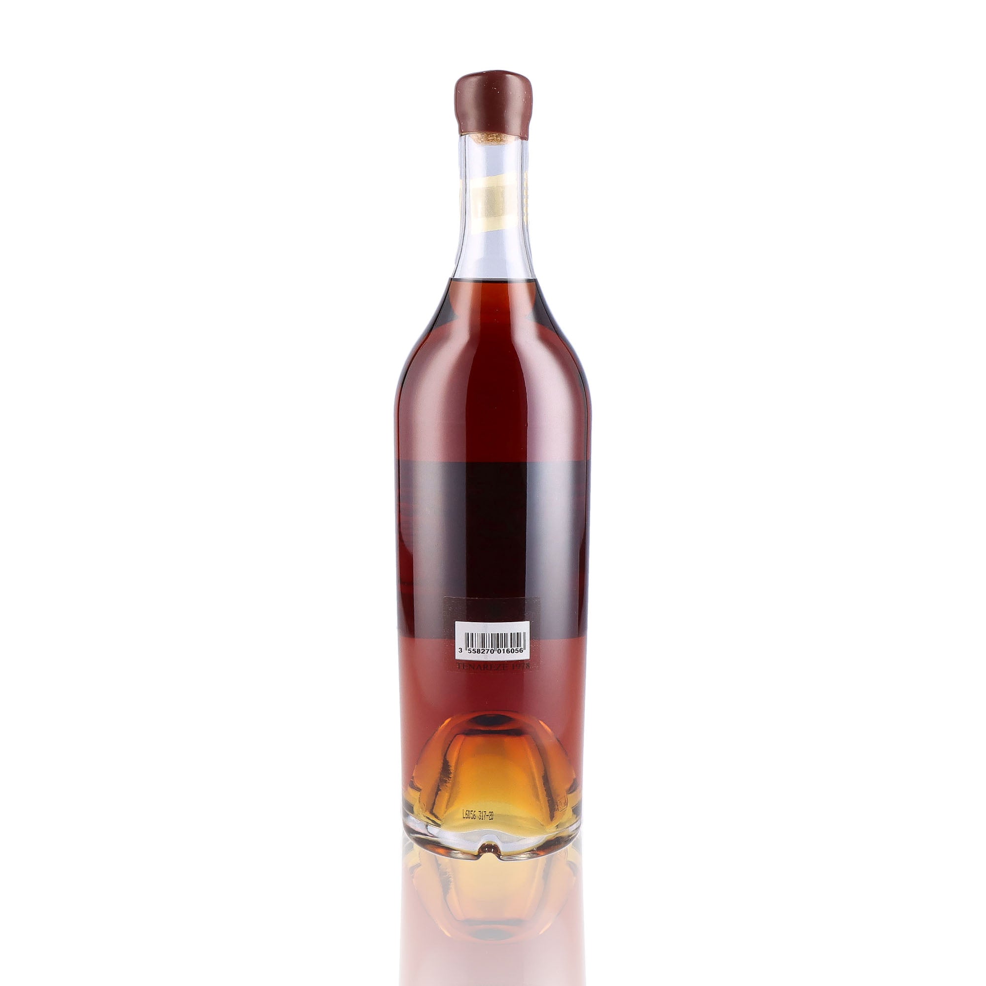 Une bouteille d'Armagnac de Ténarèze, de la marque Baron Gaston Legrand, du millésime 1979.