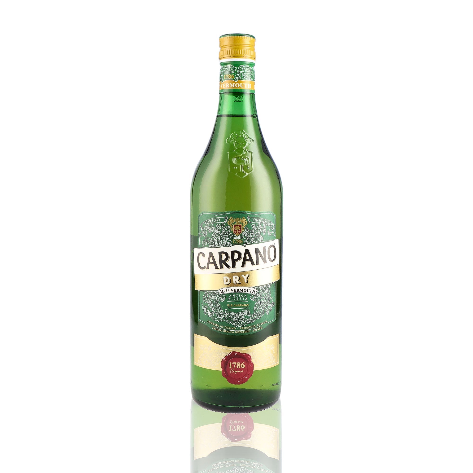 Une bouteille de vermouth, de la marque Carpano, nommée Dry.