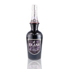 Une bouteille de Liqueur, de la marque Lejay, nommée Crème de Cassis.