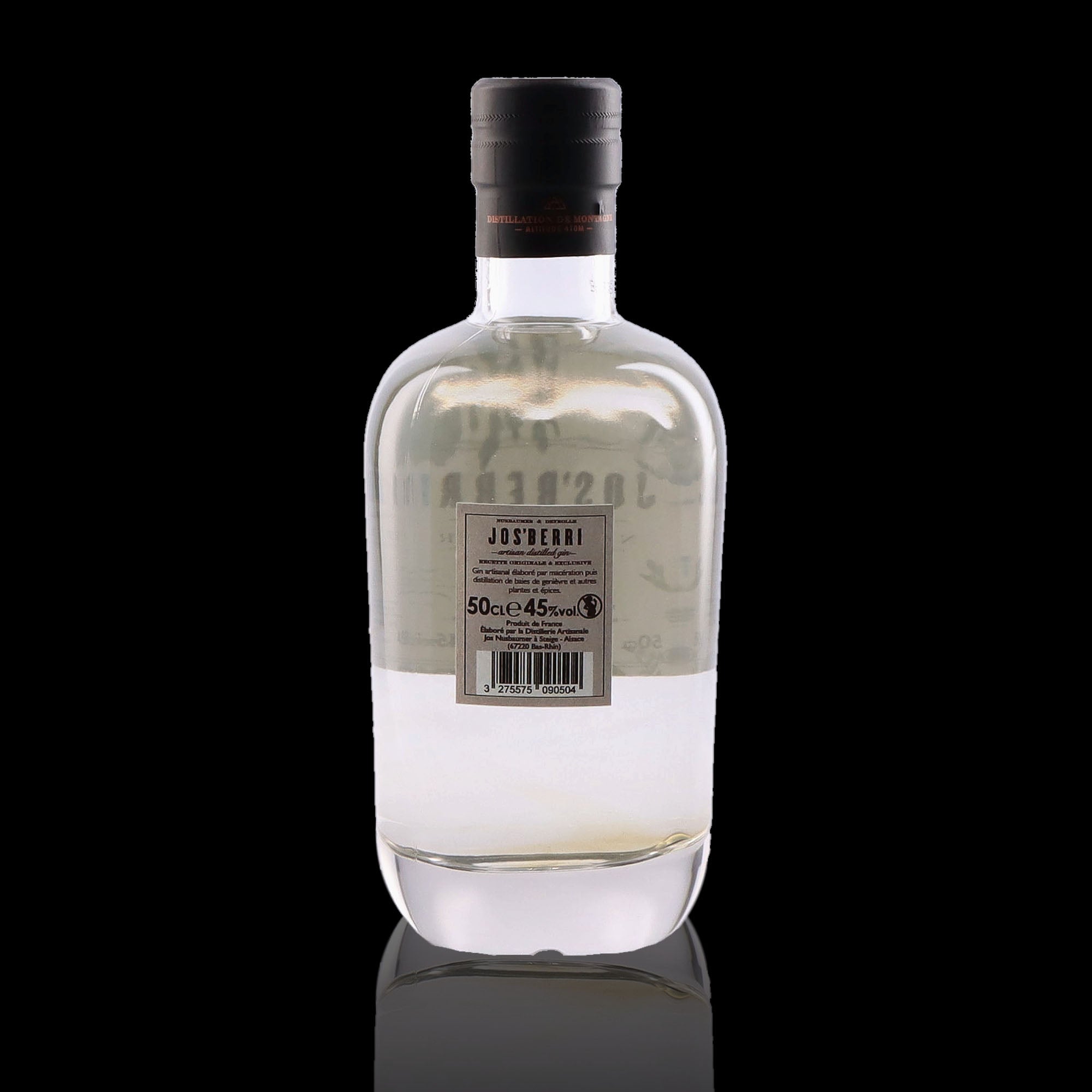 Une bouteille de Gin, de la marque Nusbaumer, nommée Jos'berri Bio.