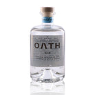Une bouteille de Gin, de la marque Oath.