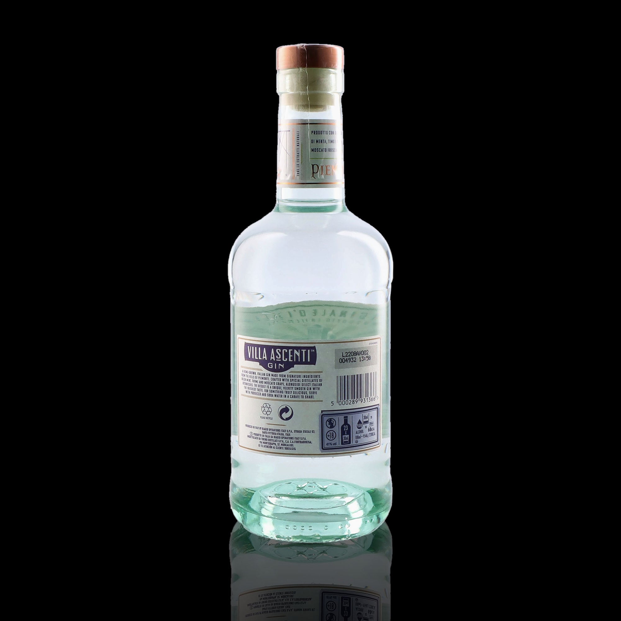 Une bouteille de Gin, de la marque Villa Ascenti.