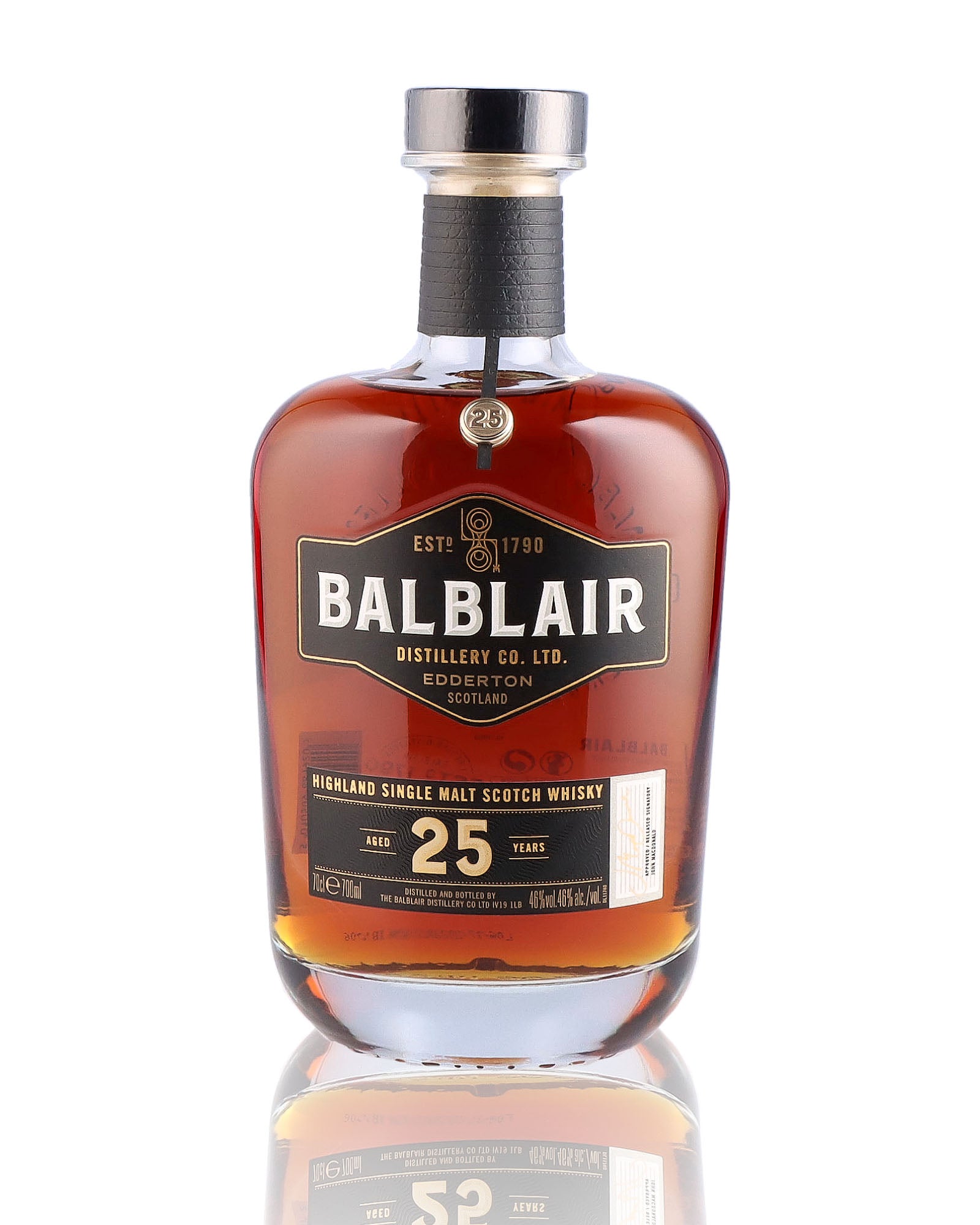 Une bouteille de Scotch Whisky Single Malt de la marque Balblair, 25 ans d'âge.