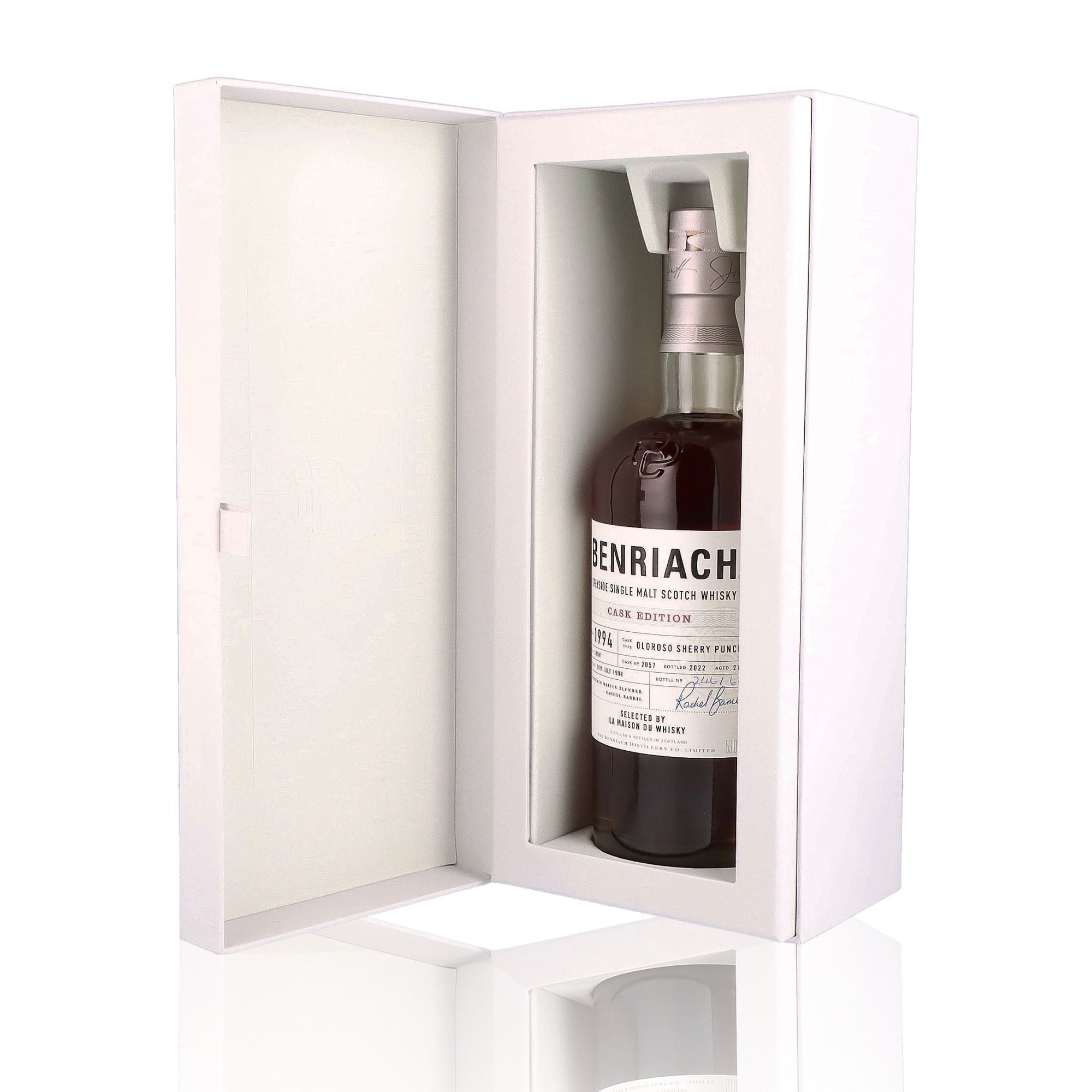 Une bouteille de Scotch Whisky Single Malt de la marque Benriach, nommée First Fill Smoky Oloroso Puncheon, 27 ans d'âge, du millésime 1994.