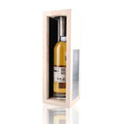 Une bouteille de Scotch Whisky Single Grain de la marque Girvan, 30 ans d'âge.