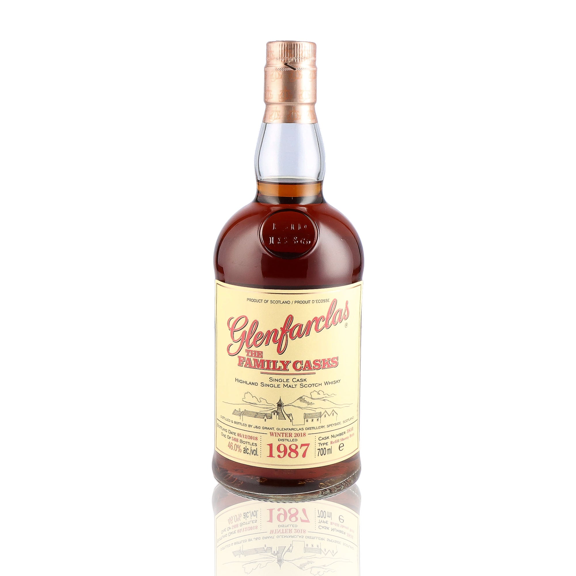 Une bouteille de Scotch Whisky Single Malt de la marque Glenfarclas, nommée The Family Casks, 31 ans d'âge, du millésime 1987.