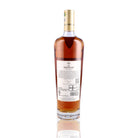 Une bouteille de Scotch Whisky Single Malt de la marque Macallan, nommée Double Cask, 18 ans d'âge.