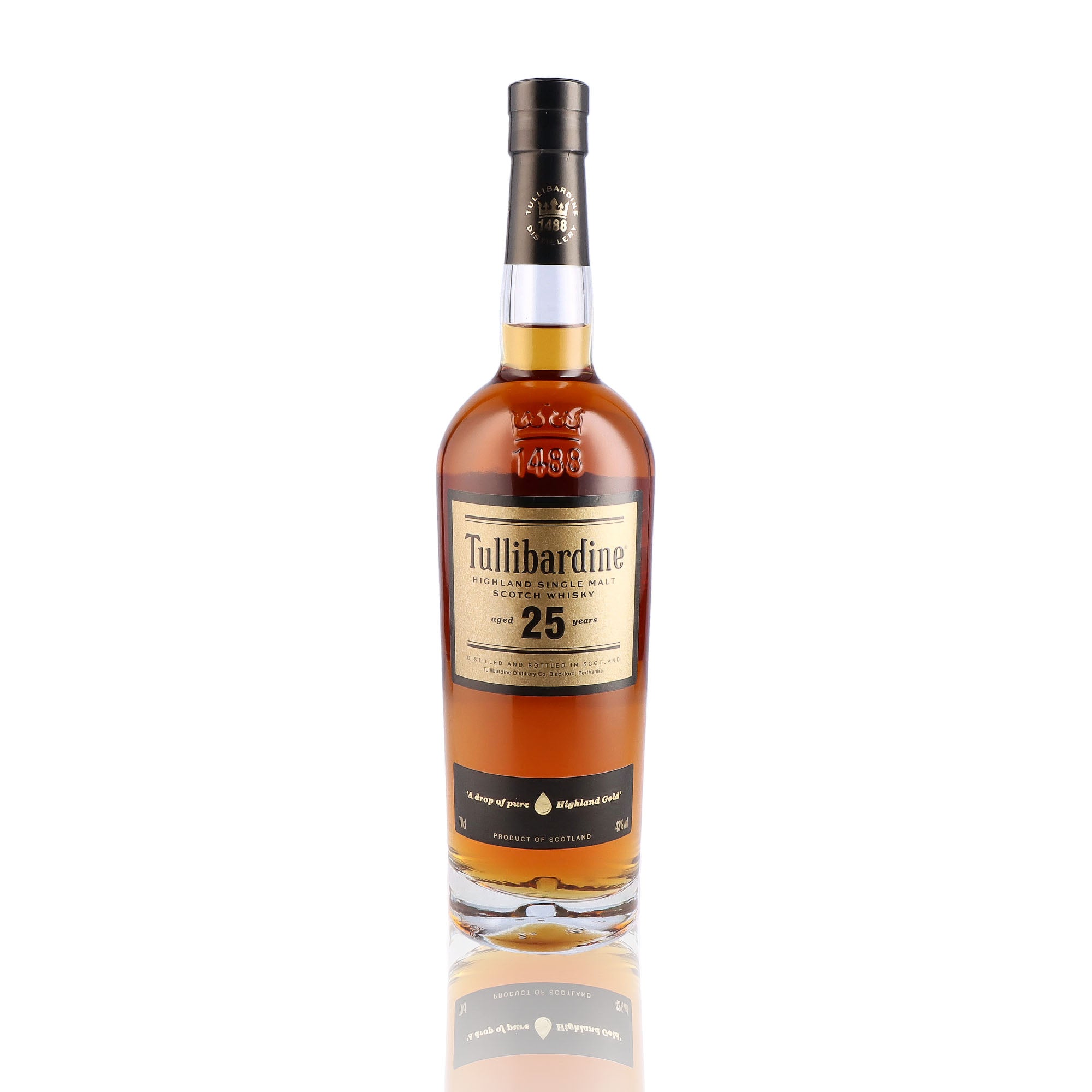 Une bouteille de Scotch Whisky Single Malt, de la marque Tullibardine, 25 ans d'âge.